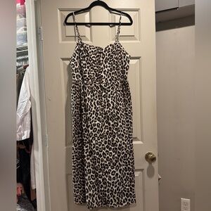 H&M Beige and Black Textured dress